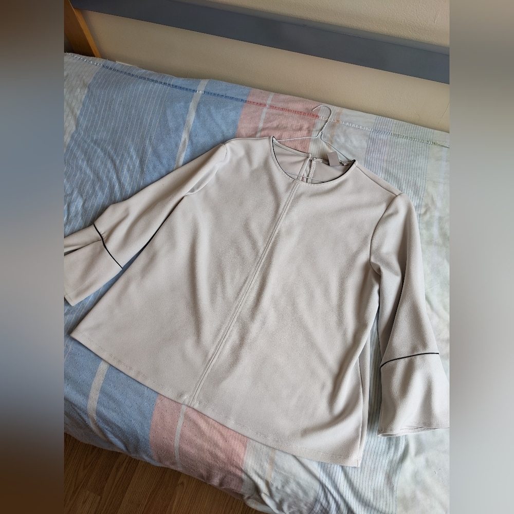 Women's Long Sleeve White Blouse - Picture 4 of 9